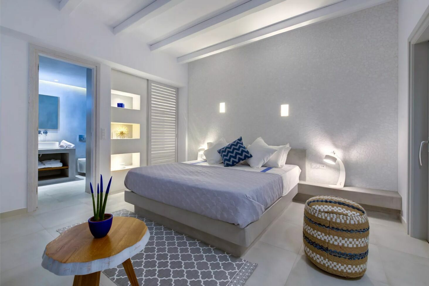 L464488_new_room
